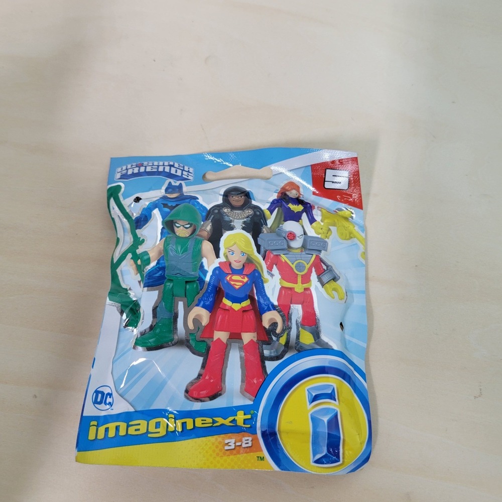 DC Super Friends Imaginext Figures Blind Bag Mystery Figure Accessory‎
